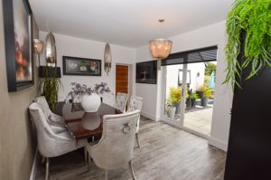 Dining Room- click for photo gallery